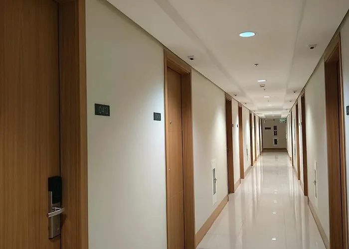 Отель Cozy 2 Beds Moa Pasay With Netflix And Wifi 5*