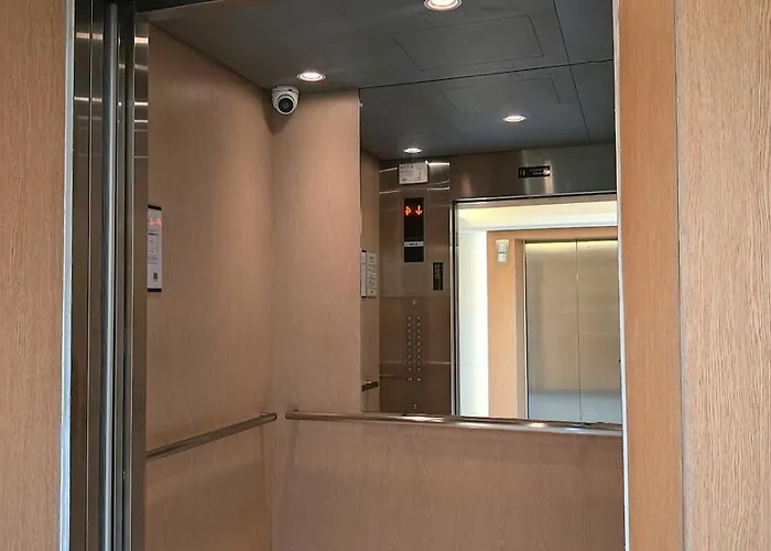 Отель Cozy 2 Beds Moa Pasay With Netflix And Wifi Манила