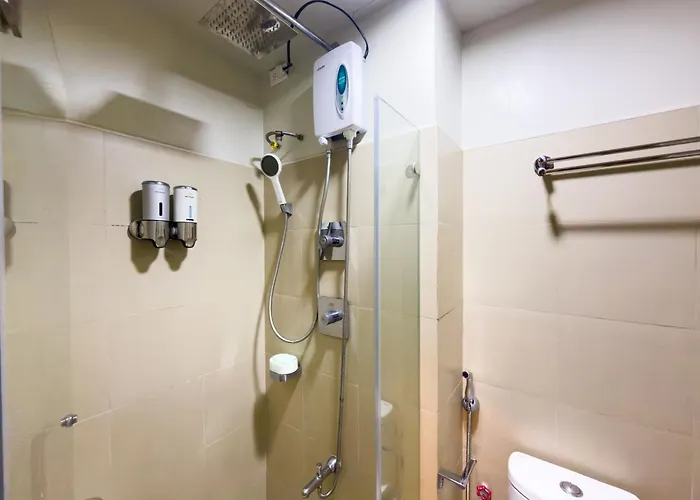 Cozy 2 Beds Moa Pasay With Netflix And Wifi Отель 5*