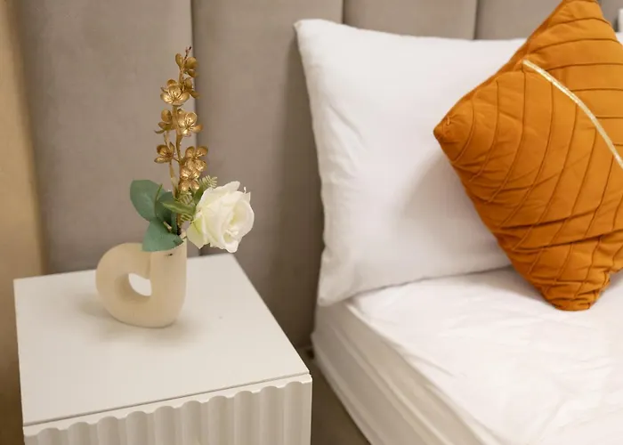 Cozy 2 Beds Moa Pasay With Netflix And Wifi Отель 5*
