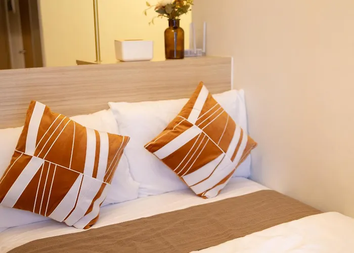 Отель Cozy 2 Beds Moa Pasay With Netflix And Wifi 5*